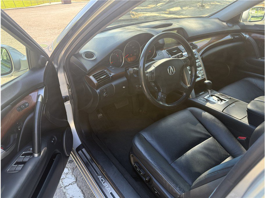 Used 2005 Acura RL AWD/4WD image 10