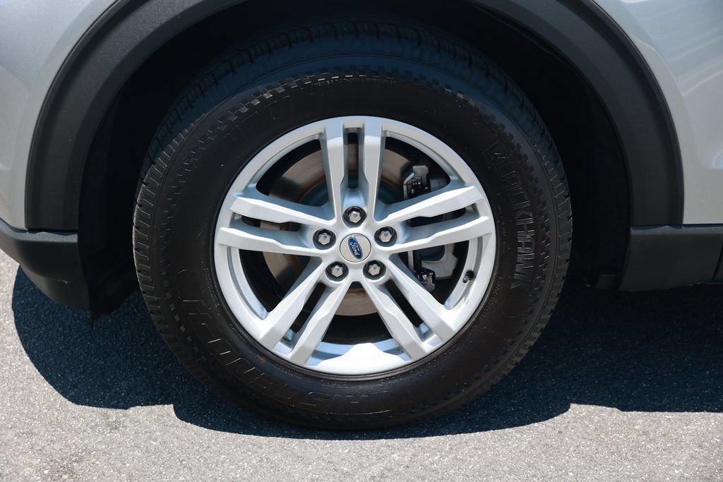 Used 2022 Ford Explorer XLT RWD image 11