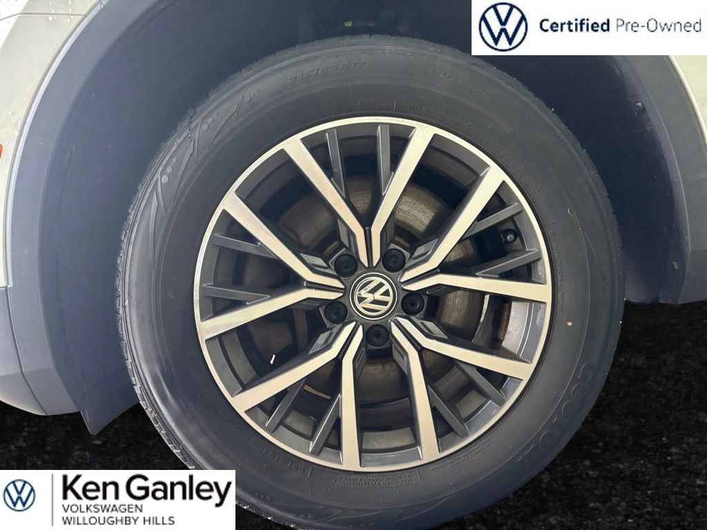 Used 2020 Volkswagen Tiguan SE w/ Panoramic Sunroof Package AWD/4WD image 10