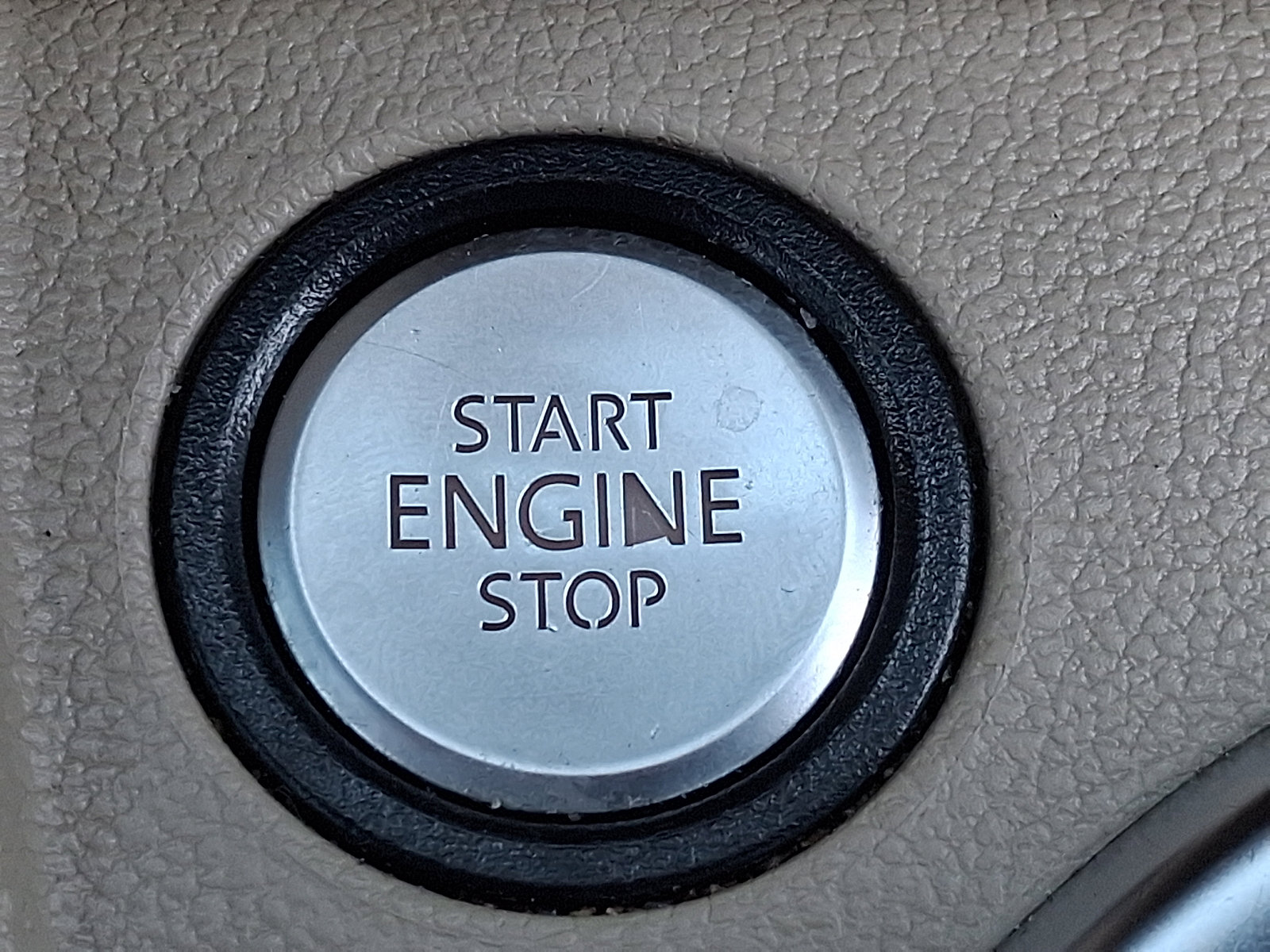 Used 2014 Volkswagen Beetle 2.5 image 23