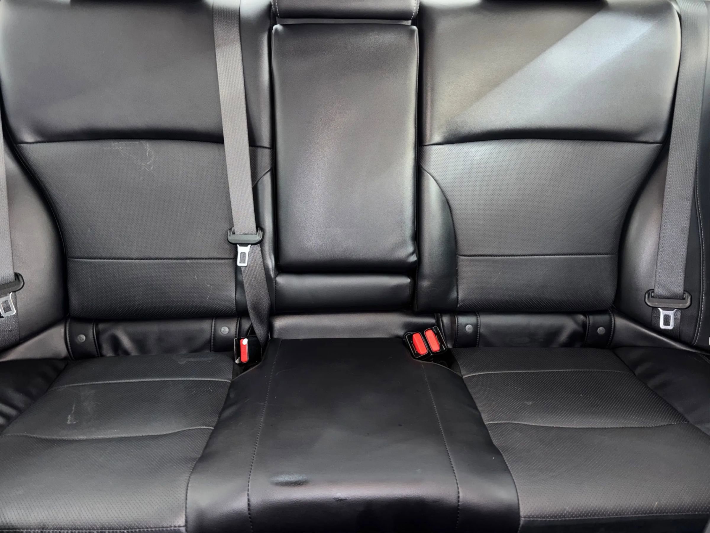 Used 2017 Subaru Legacy 3.6R Limited image 20