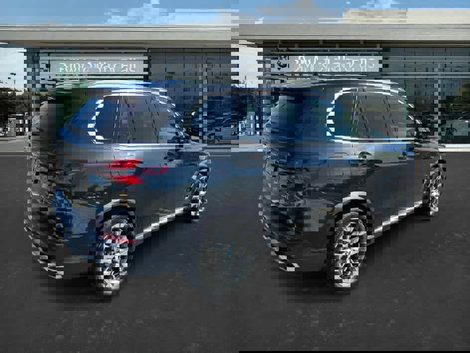 Used 2024 BMW X5 xDrive40i w/ Premium Package image 8