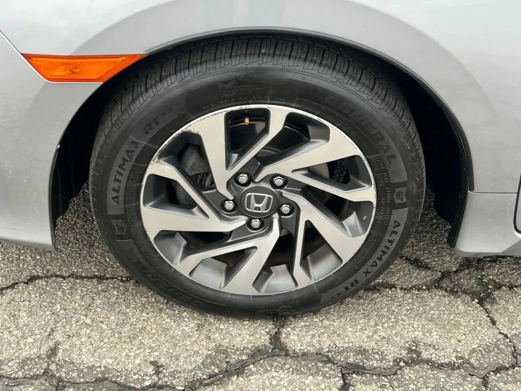 Used 2018 Honda Civic EX image 23