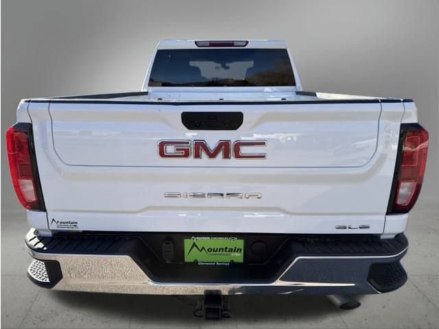 Used 2023 GMC Sierra 2500 SLE w/ SLE Convenience Package AWD/4WD image 4