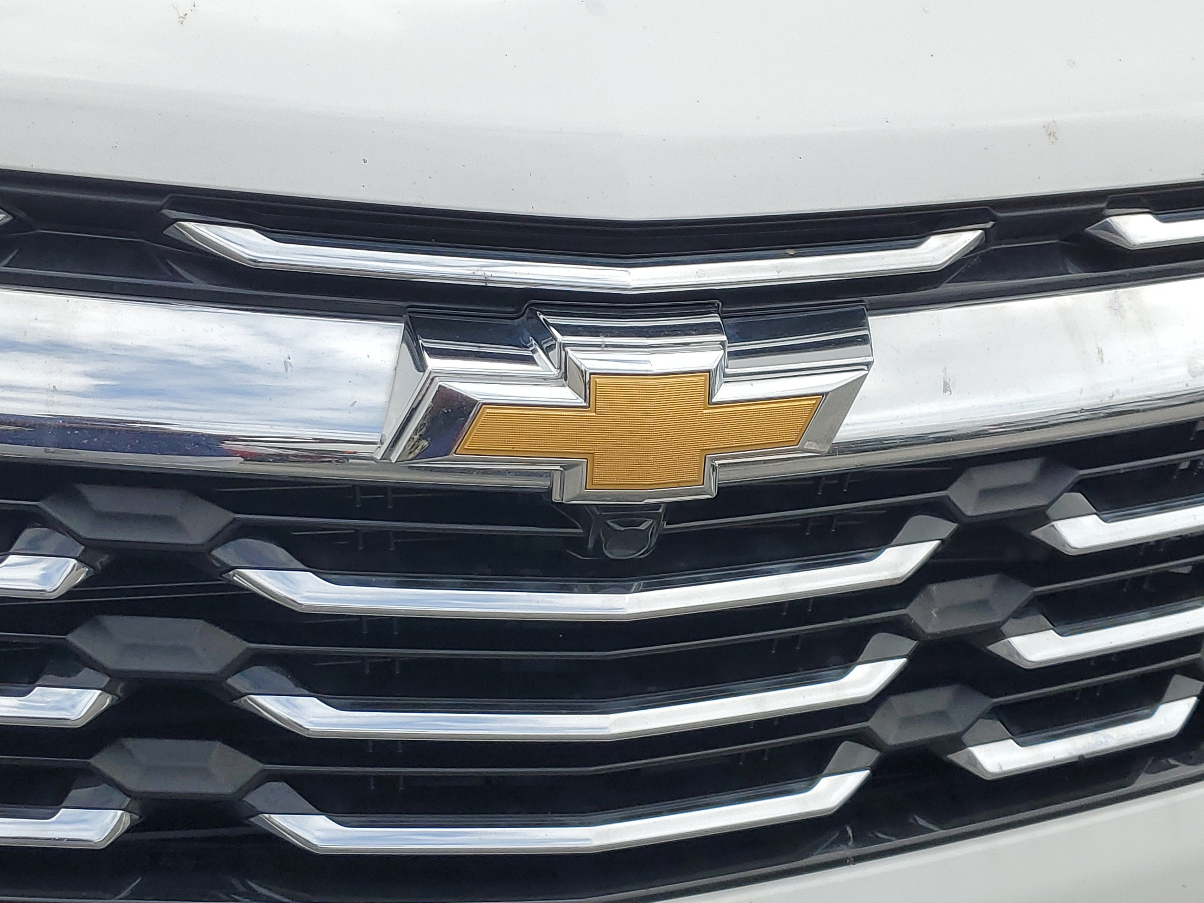 Used 2026 Chevrolet Equinox LT FWD image 10
