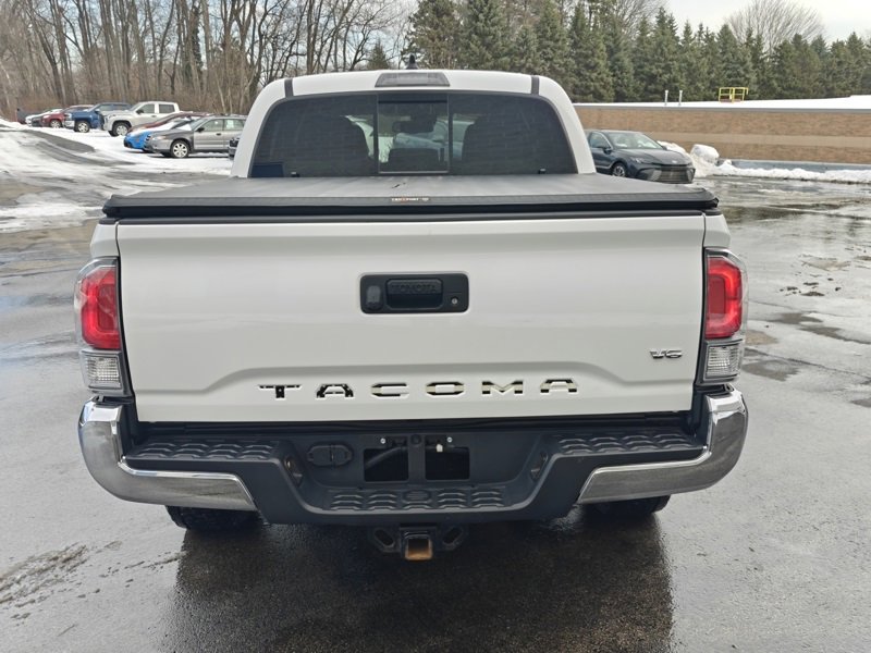 Used 2021 Toyota Tacoma TRD Off-Road image 5