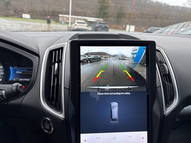 Used 2023 Ford Edge SEL image 11