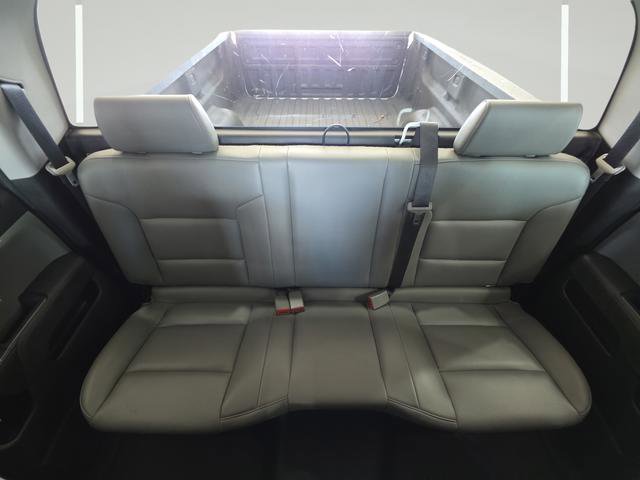 Used 2018 Chevrolet Silverado 1500 W/T w/ Trailering Package image 24