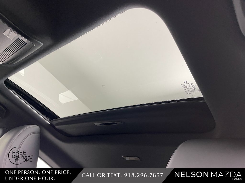 New 2026 MAZDA MAZDA3 Hatchback w/Premium Plus Pkg image 20