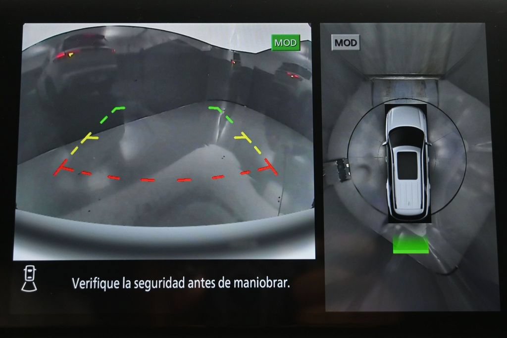 Certified 2023 Nissan Pathfinder Platinum FWD image 18