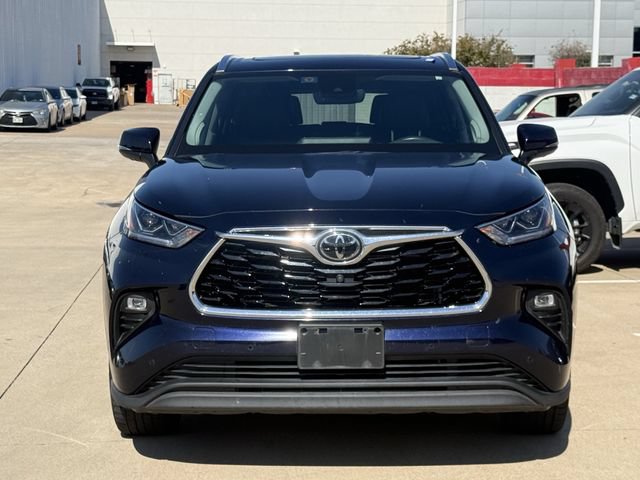 Used 2021 Toyota Highlander Limited AWD/4WD image 8