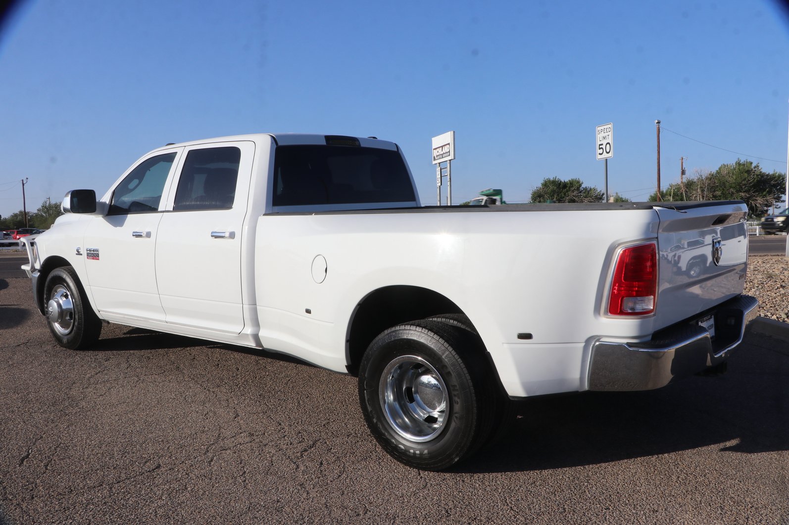 Used 2011 RAM 3500 ST w/ ST Popular Equipment Group RWD image 5