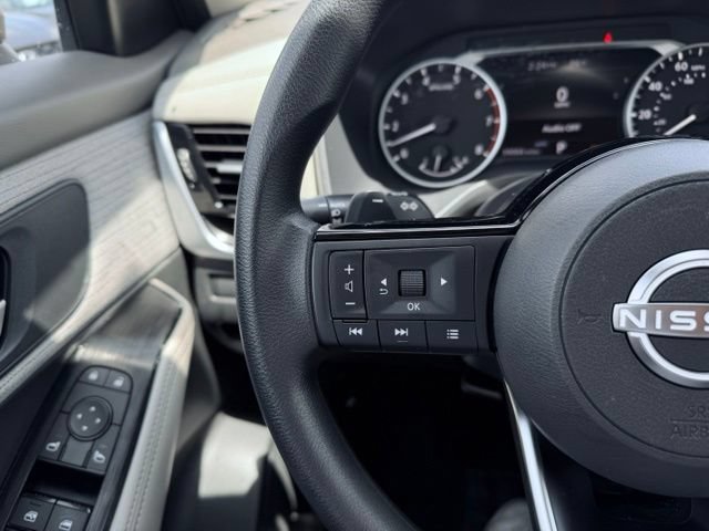 Used 2022 Nissan Rogue SV AWD/4WD image 26