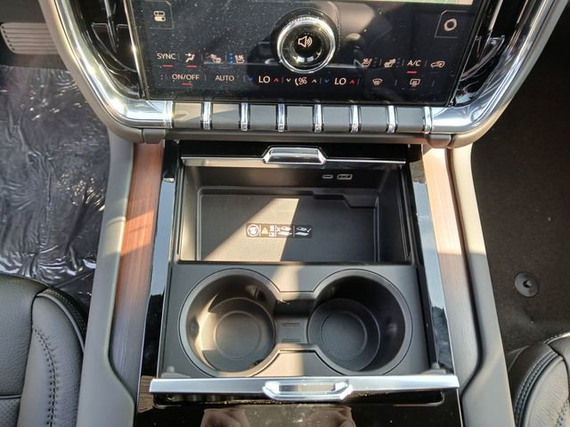 New 2026 GMC Yukon XL Denali w/ Sun & Power Step Package image 31