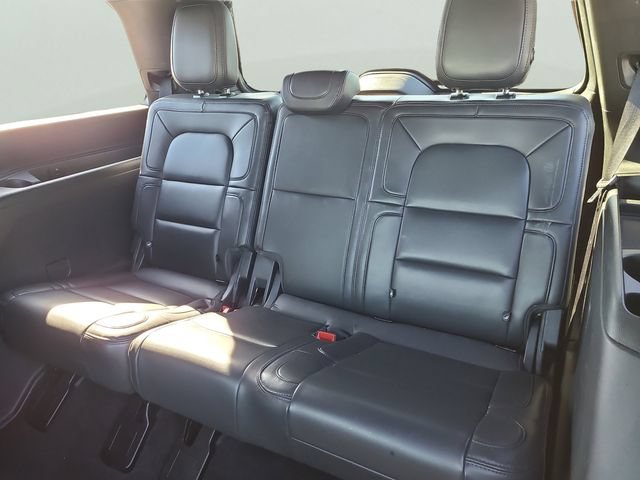 Used 2024 Lincoln Navigator Premiere AWD/4WD image 11