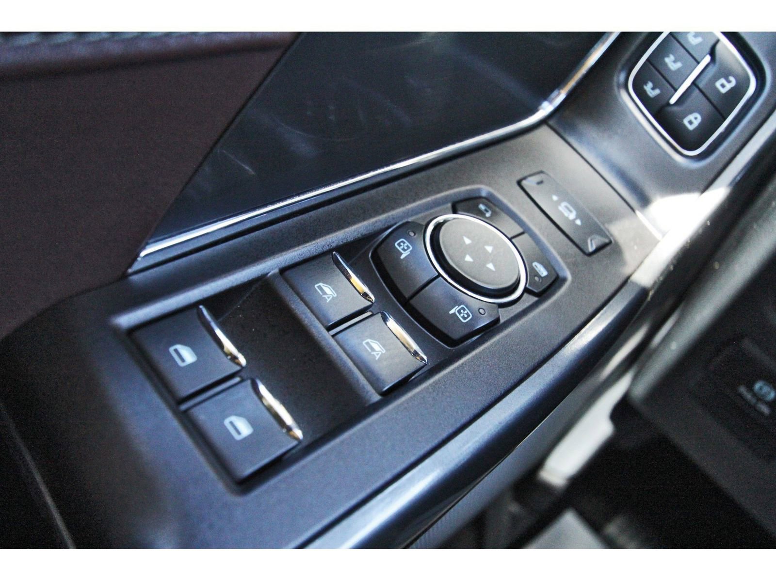 Used 2022 Ford F150 Lariat AWD/4WD image 19