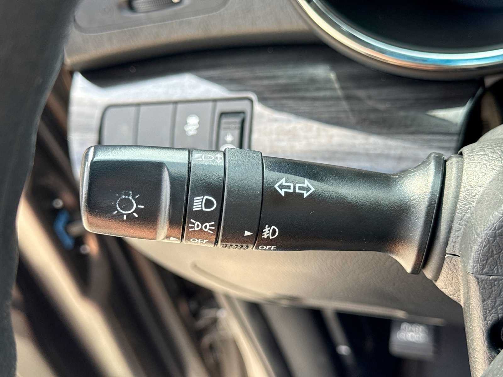 Used 2013 Kia Sorento LX w/ Convenience Pkg FWD image 25