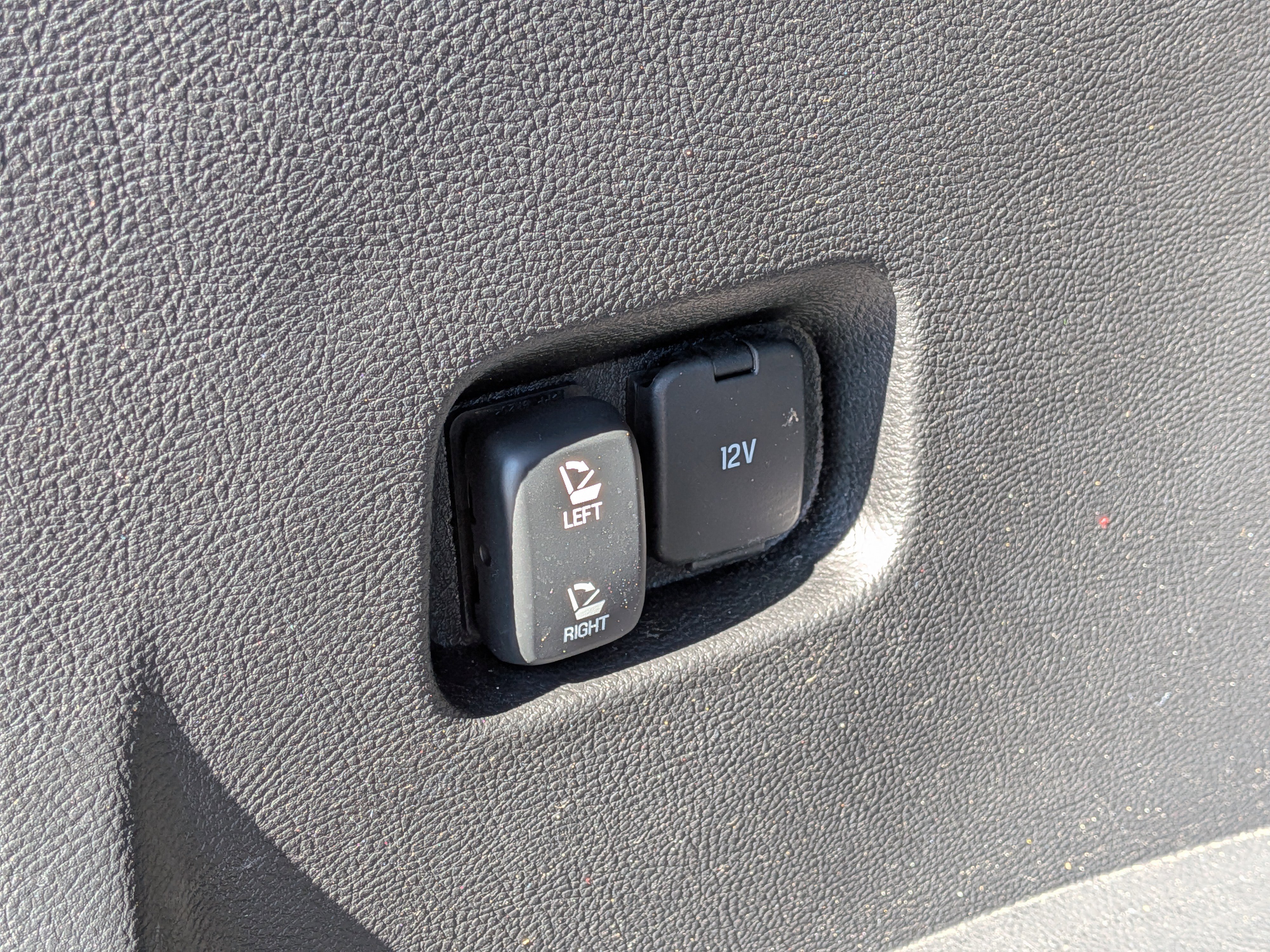 Certified 2024 Ford Edge ST-Line AWD/4WD image 15