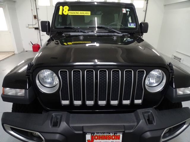 Used 2018 Jeep Wrangler Unlimited Sahara w/ Dual Top Group AWD/4WD image 24