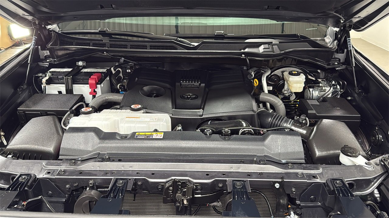 Certified 2025 Toyota Tundra Limited image 25