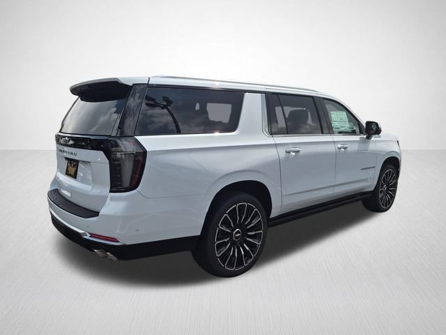 New 2026 Chevrolet Suburban High Country AWD/4WD image 10