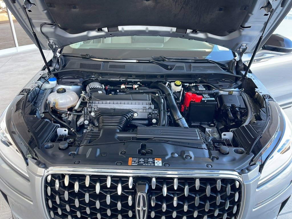 Used 2023 Lincoln Corsair Reserve w/ Equipment Group 201A image 34