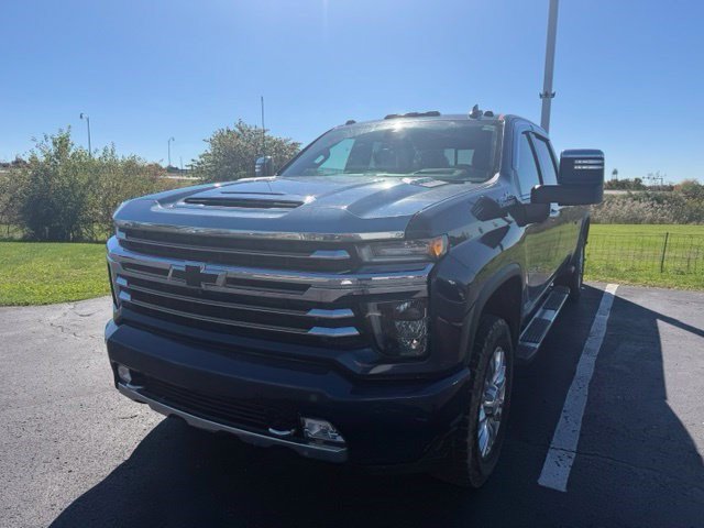 Used 2021 Chevrolet Silverado 3500 High Country w/ Z71 Off-Road Package AWD/4WD image 2