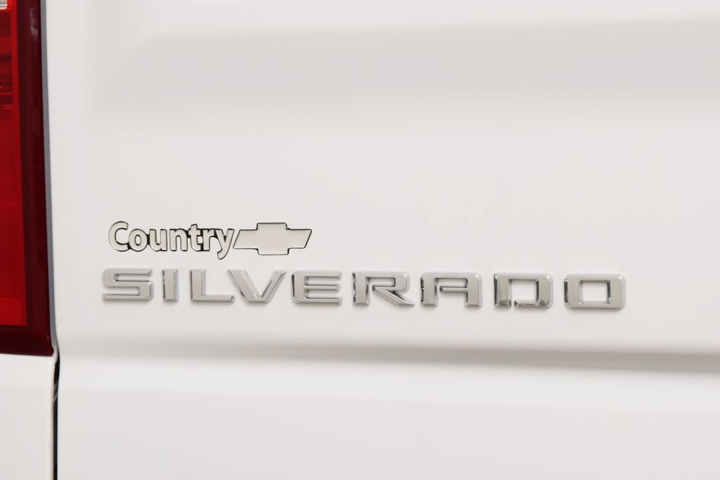 Used 2023 Chevrolet Silverado 1500 ZR2 w/ Technology Package AWD/4WD image 26
