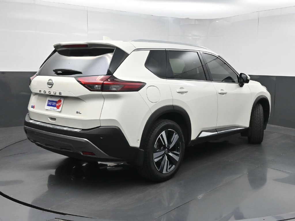 Used 2023 Nissan Rogue SL w/ SL Premium Package FWD image 25