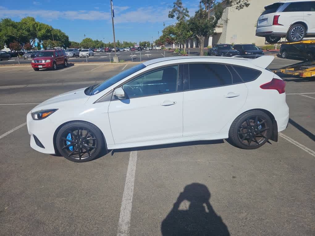 Used 2016 Ford Focus RS AWD/4WD image 4