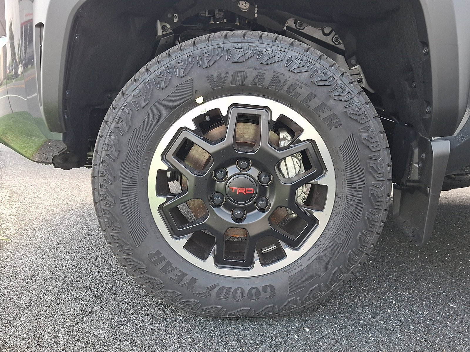 New 2026 Toyota Tacoma TRD Off-Road AWD/4WD image 4