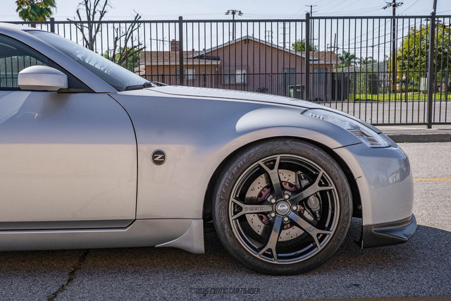 Used 2006 Nissan 350Z Coupe w/ (N93) Cargo Convenience Pkg image 11