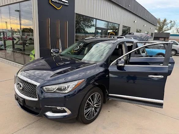 Used 2018 INFINITI QX60 FWD w/ Deluxe Technology Package image 13