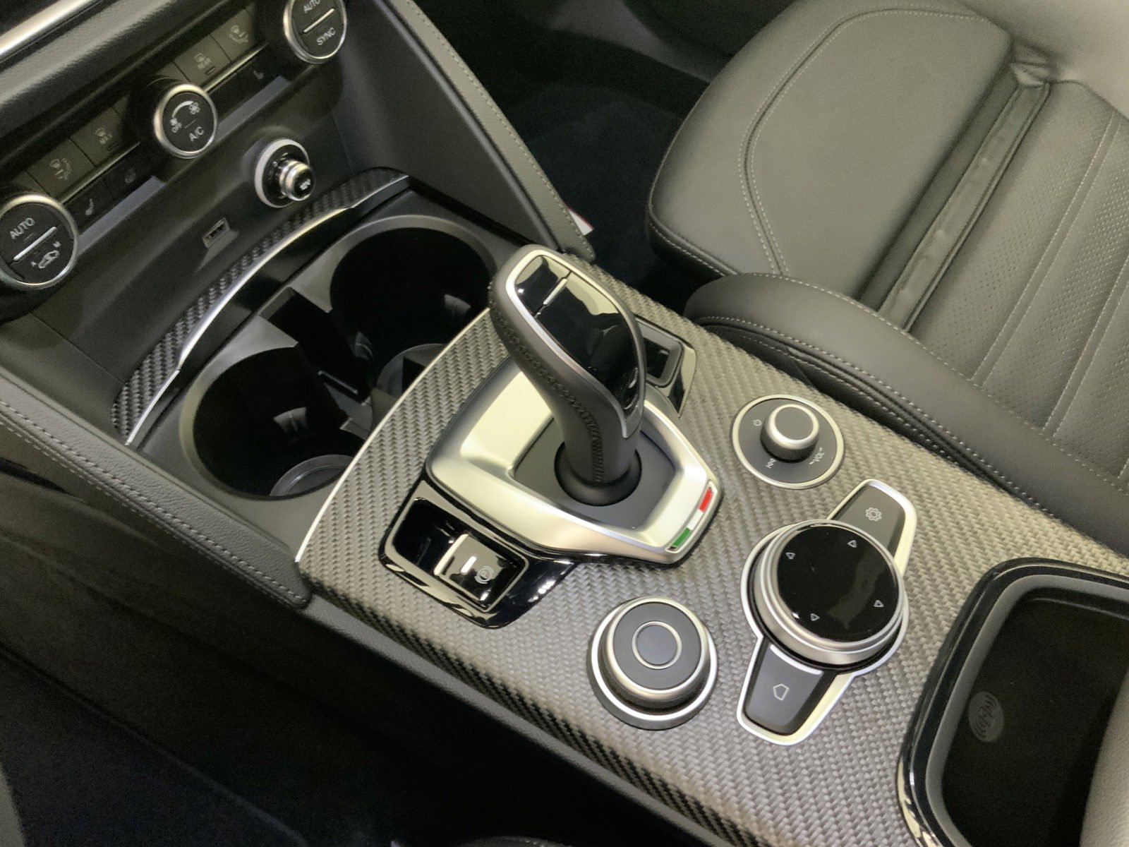 New 2024 Alfa Romeo Stelvio Quadrifoglio w/ Active Assist Plus Package image 34