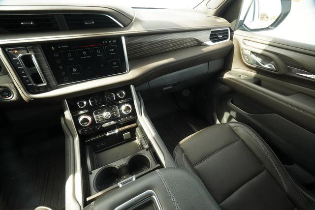 Used 2024 GMC Yukon Denali w/ Max Trailering Package image 12