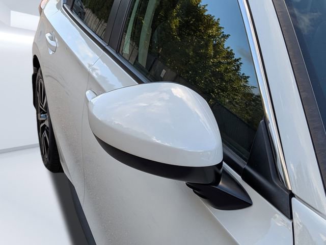 Used 2024 Honda Civic EX-L image 11