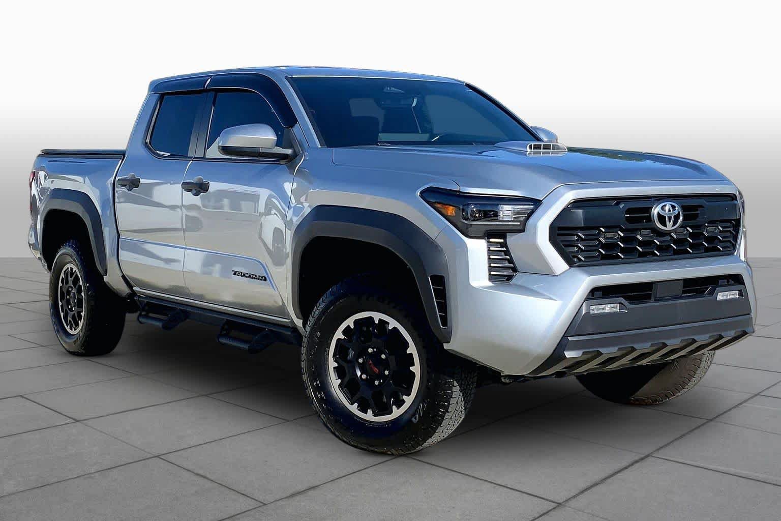 Used 2024 Toyota Tacoma TRD Off-Road AWD/4WD image 3