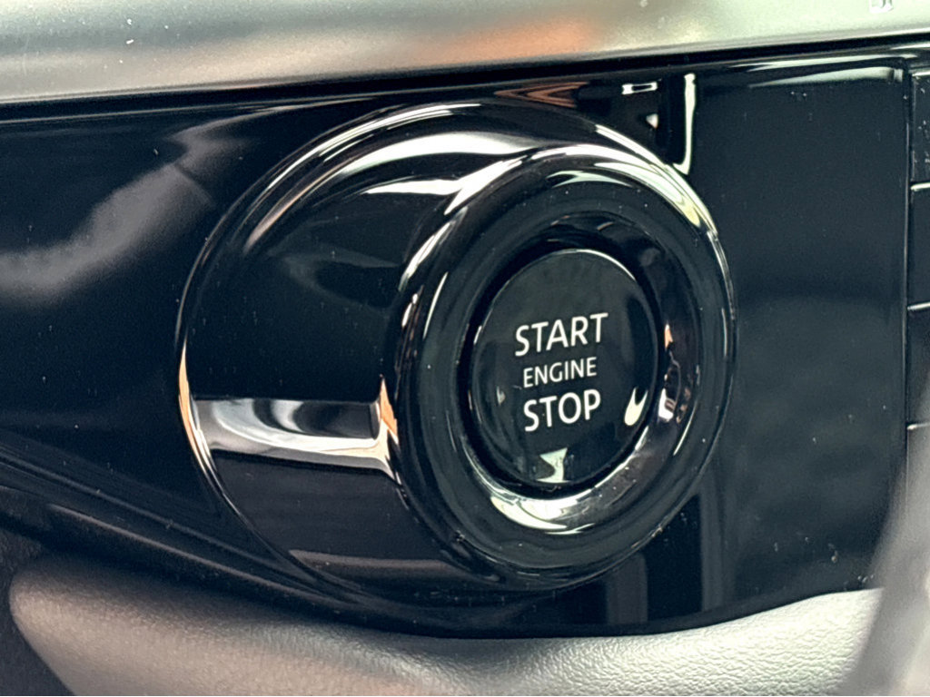 New 2026 Nissan Pathfinder SV image 5