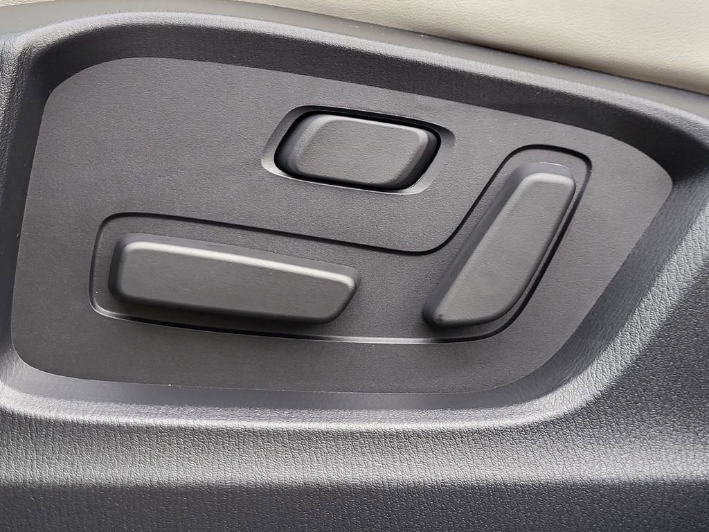 New 2025 MAZDA CX-5 AWD 2.5 S w/ Preferred Package image 6