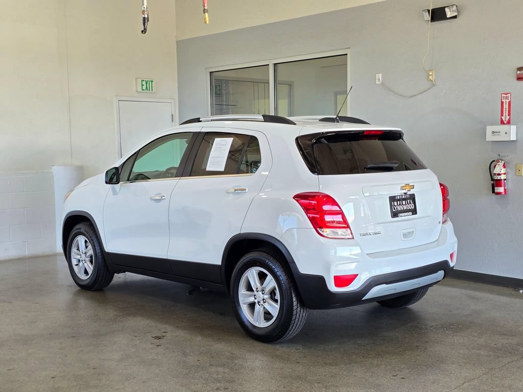 Used 2019 Chevrolet Trax LT w/ LT Convenience Package AWD/4WD image 6