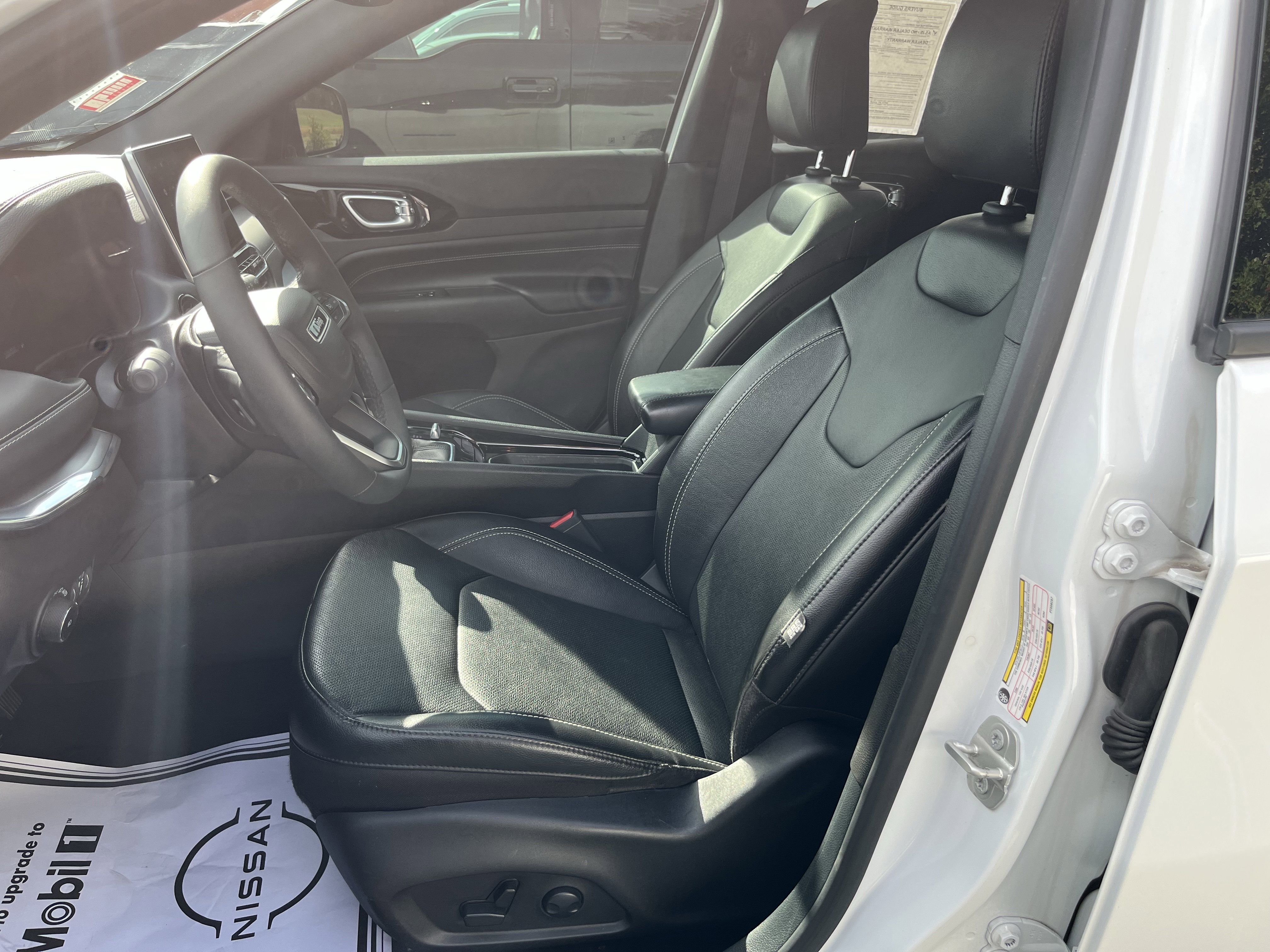 Used 2023 Jeep Compass High Altitude image 14