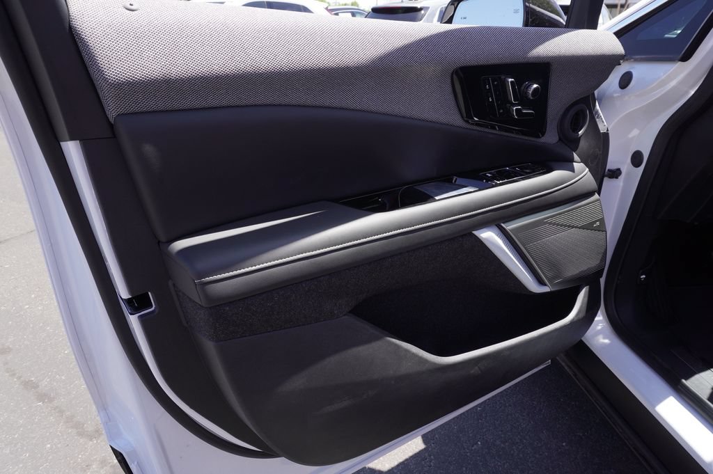 New 2025 Cadillac Optiq Luxury 1 AWD/4WD image 15