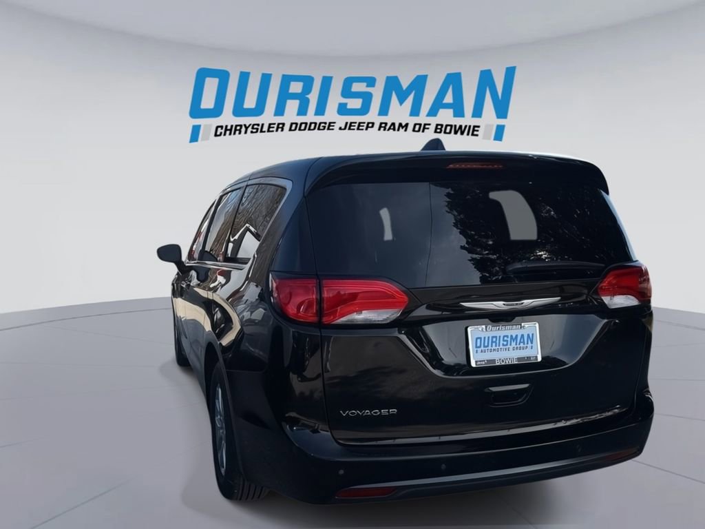 New 2026 Chrysler Voyager LX image 4