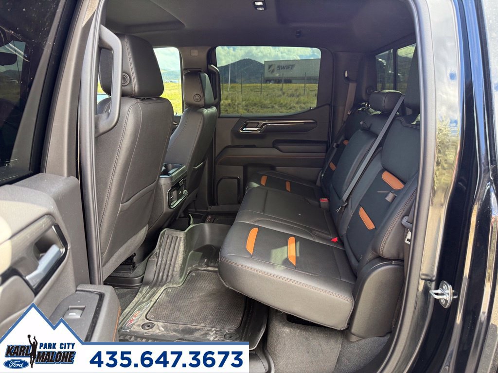 Used 2022 GMC Sierra 1500 AT4 w/ Technology Package AWD/4WD image 25