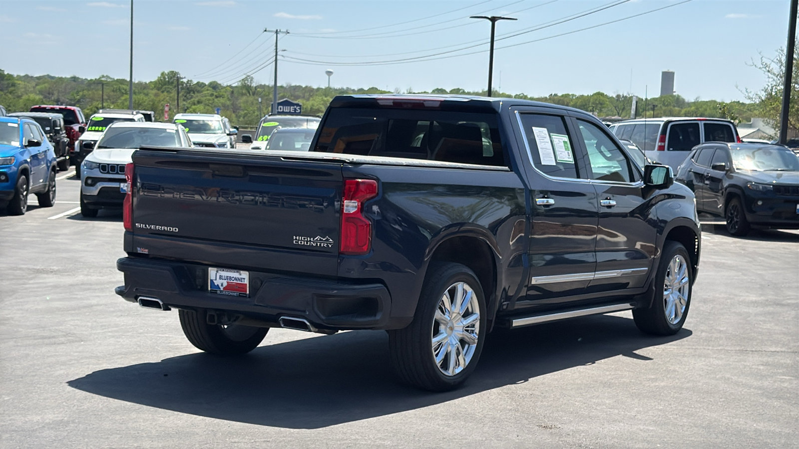 Used 2022 Chevrolet Silverado 1500 High Country w/ High Country Premium Package image 5