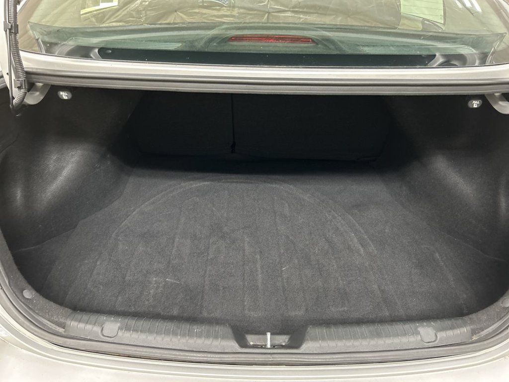 Used 2018 Kia Forte LX w/ LX Rear Camera Package FWD image 21