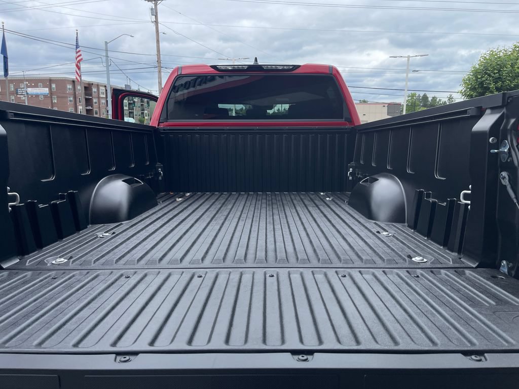 New 2026 Toyota Tundra SR5 AWD/4WD image 25