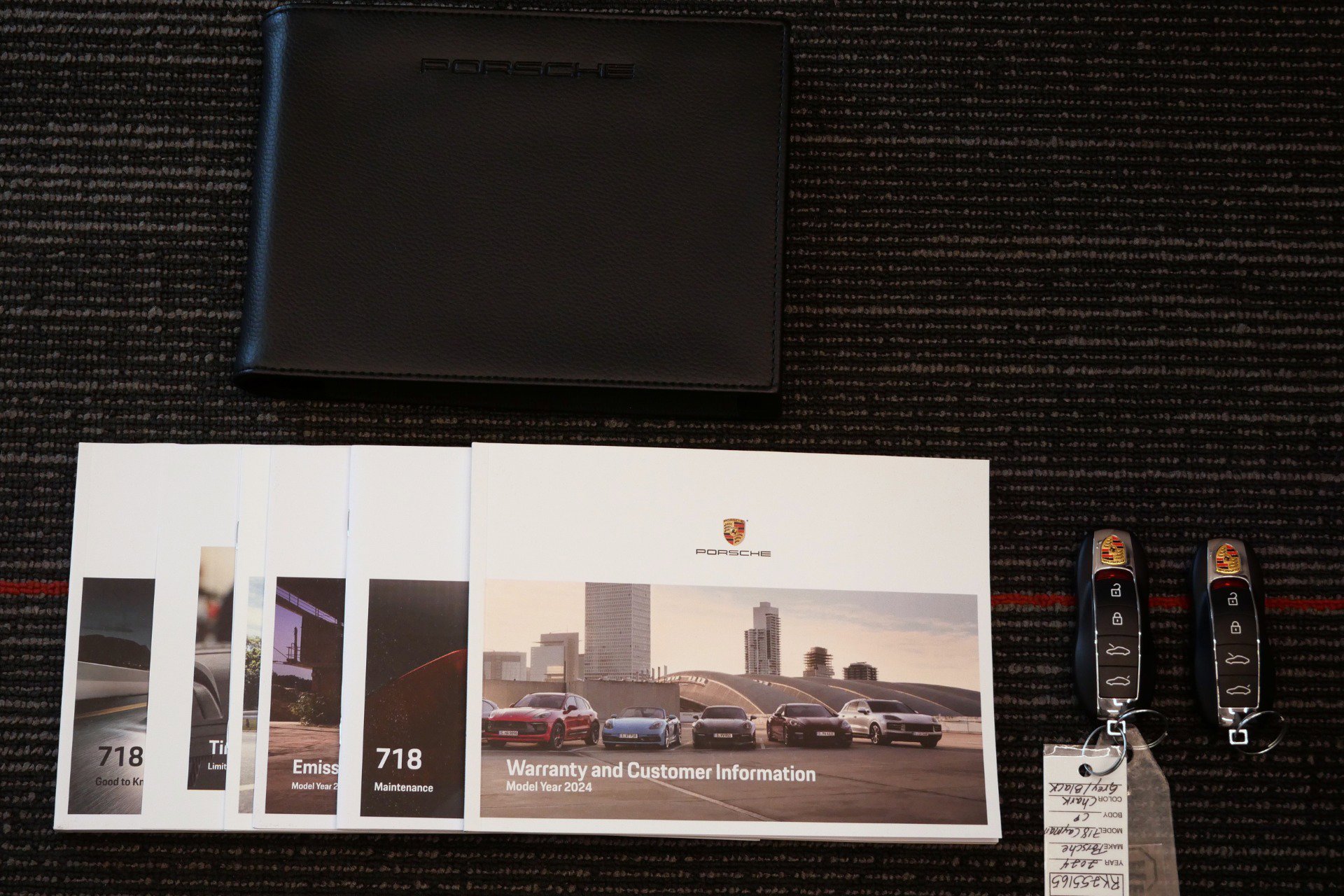 Used 2024 Porsche 718 Cayman image 19