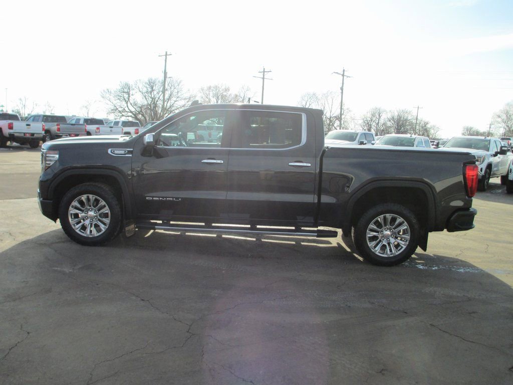 Used 2022 GMC Sierra 1500 Denali image 9