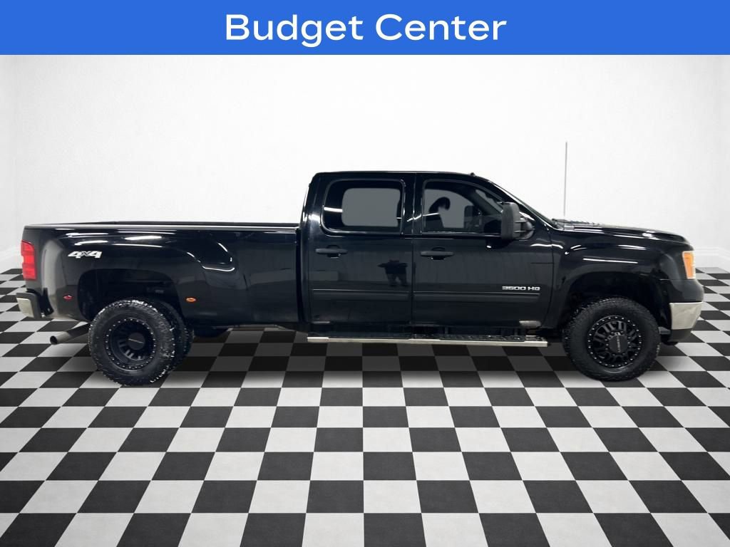 Used 2011 GMC Sierra 3500 SLE w/ SLE Preferred Package image 2